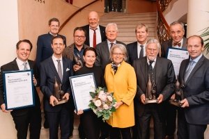 Gewinner und Laudatoren des NÖ Tourismuspreises 2019