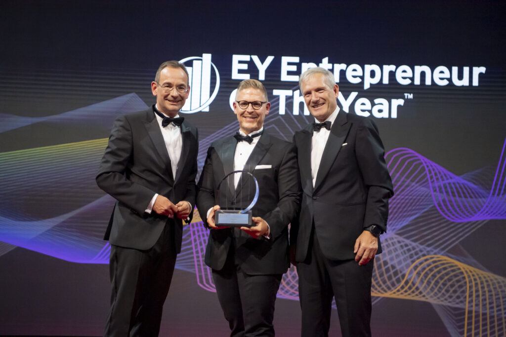 EY Entrepreneur 2024 – (v.l.) E. Lehner, J. Braith, M. Platzer (Foto: EY / Point of Fiew)